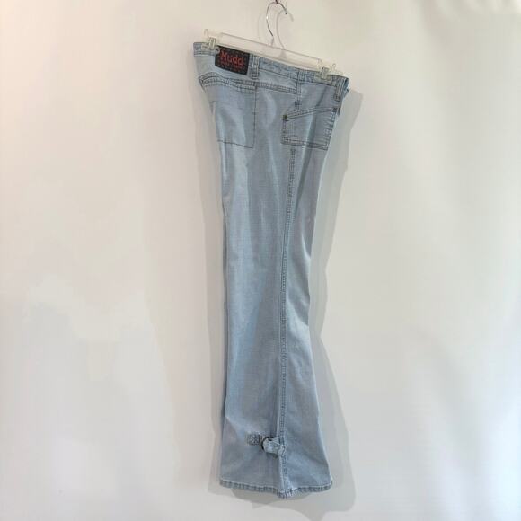 Vintage 90s Y2K Mudd Jeans Size 9 Low Rise Flare Bell Brass Buckle Light Wash - Picture 4 of 15
